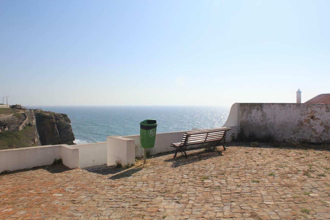 Azenhas Do Mar Cottage Sintra Exterior photo